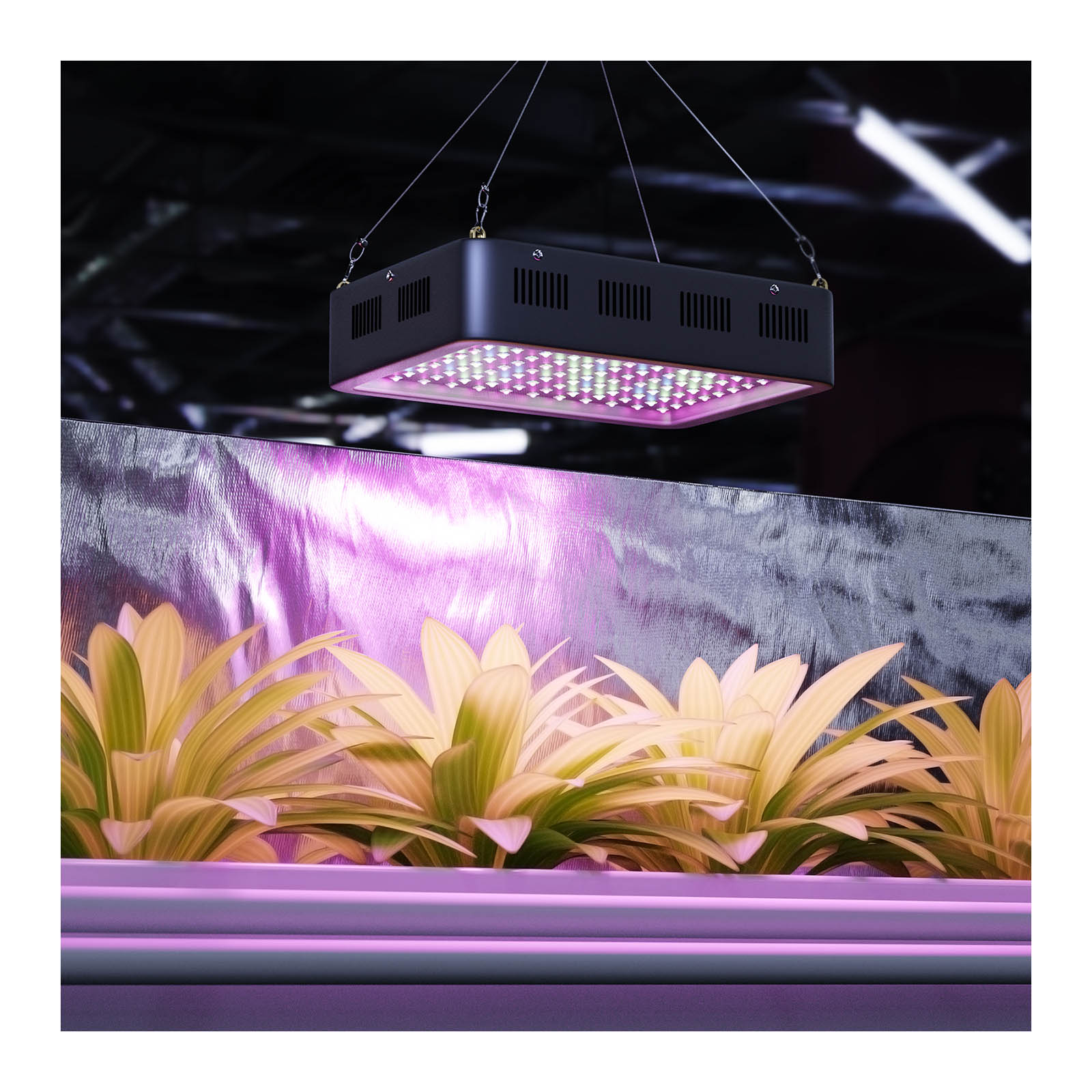 Tovar z druhej ruky LED osvetlenie na pestovanie rastlín - závesné - UV svetlo - 1200 W/5600 lm	